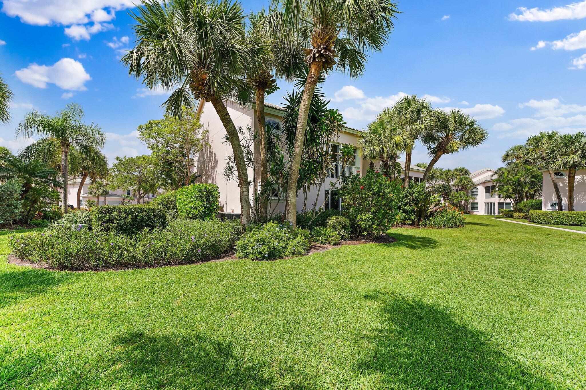 2905 Fairway Dr Jupiter, FL 33477