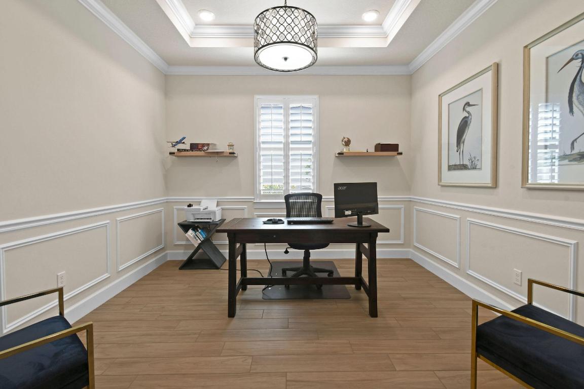 121 Blanca Isles Ln Jupiter, FL 33478