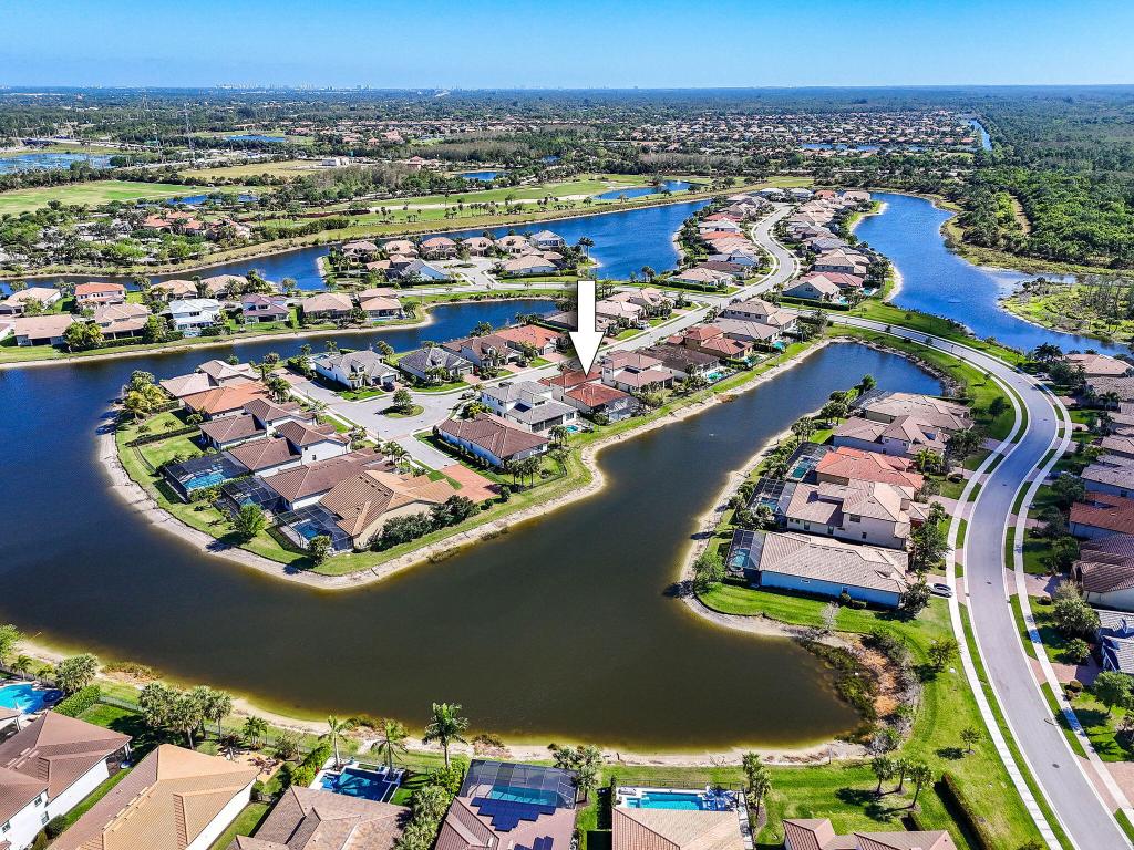 121 Blanca Isles Ln Jupiter, FL 33478