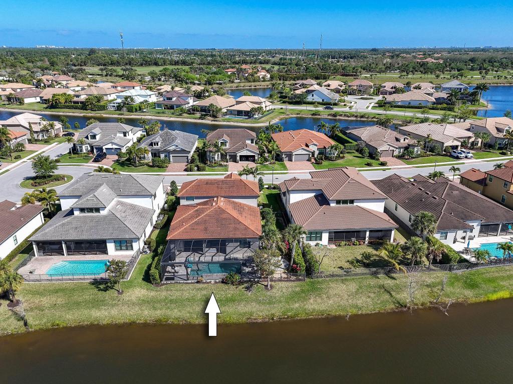 121 Blanca Isles Ln Jupiter, FL 33478