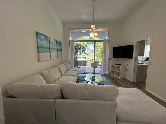 2225 NW 53rd St
