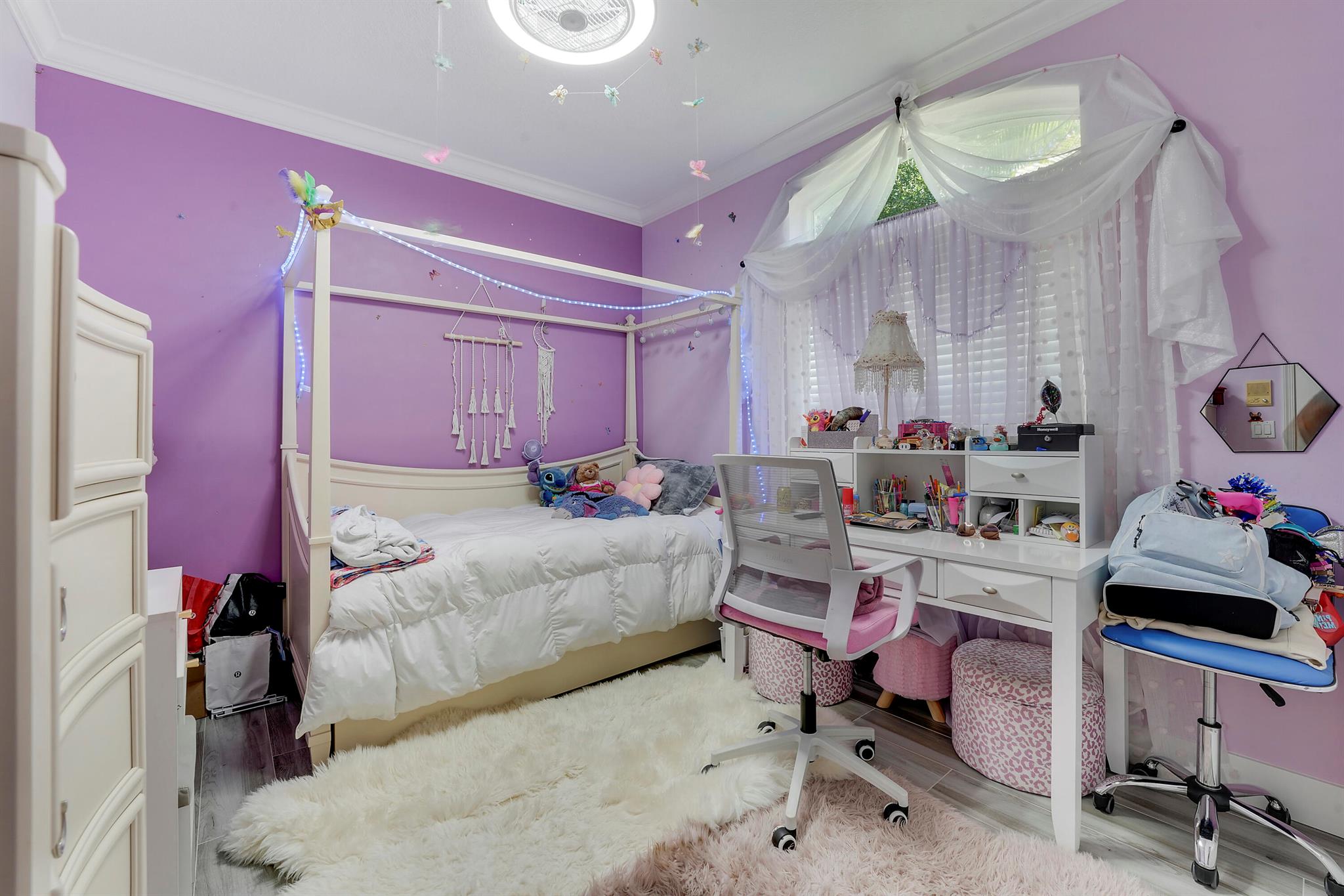 496 Peacock Ln Jupiter, FL 33458