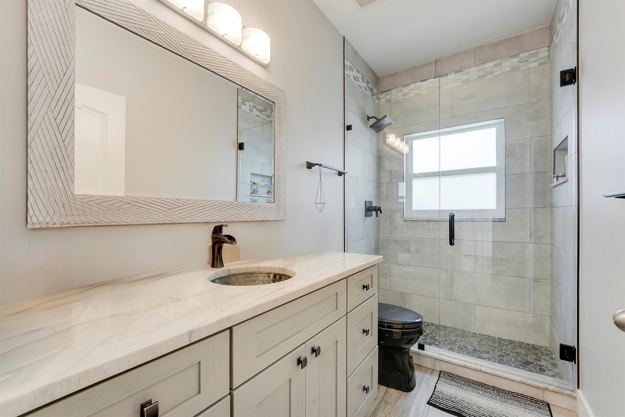 496 Peacock Ln Jupiter, FL 33458