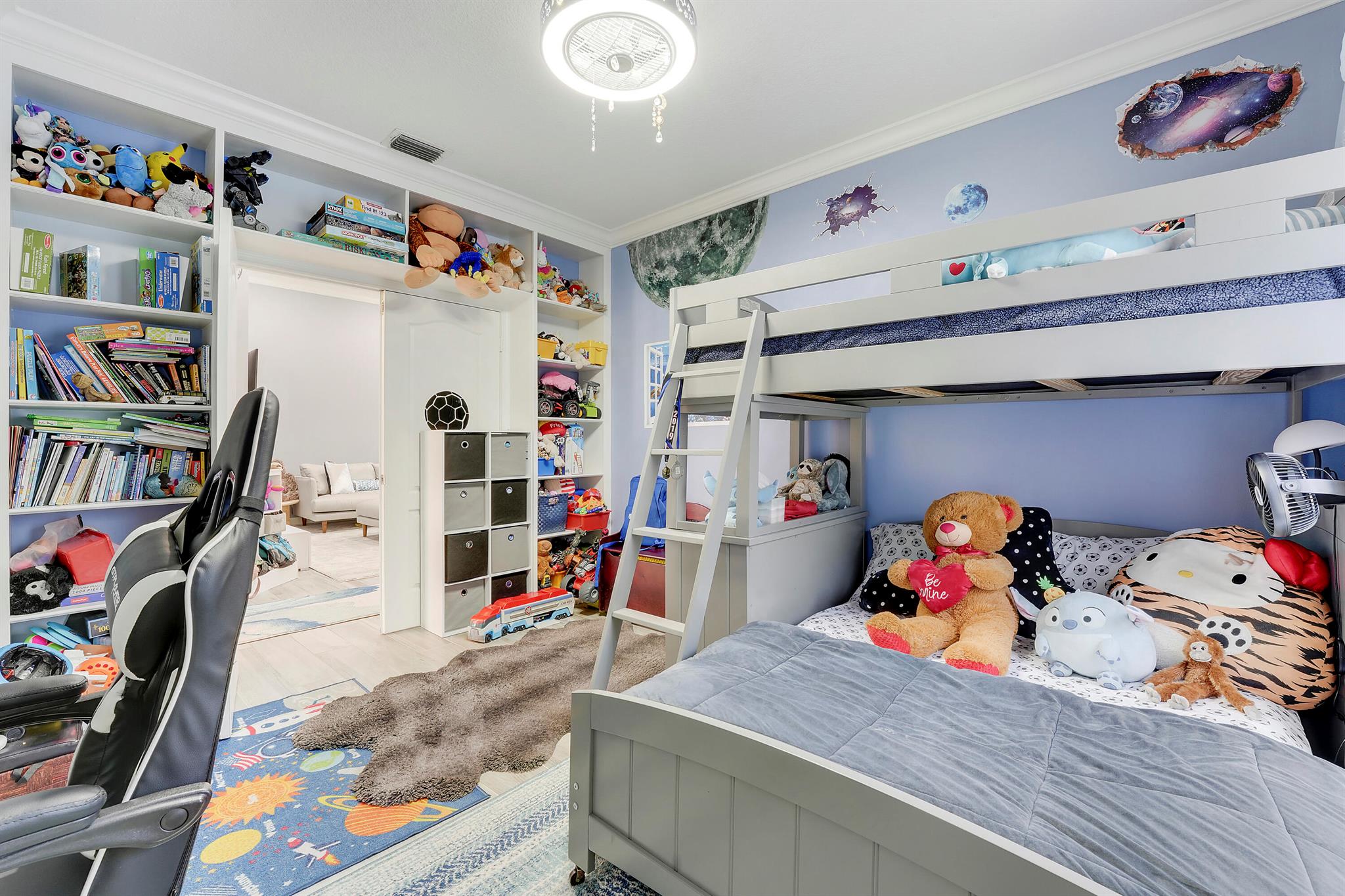 496 Peacock Ln Jupiter, FL 33458