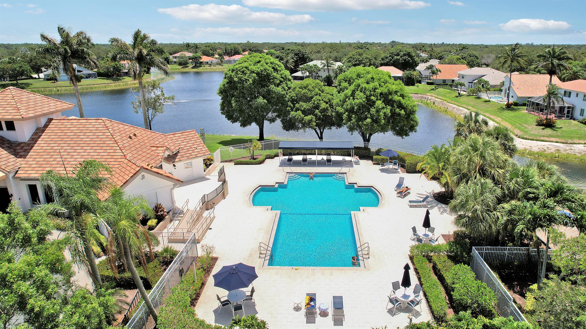 496 Peacock Ln Jupiter, FL 33458