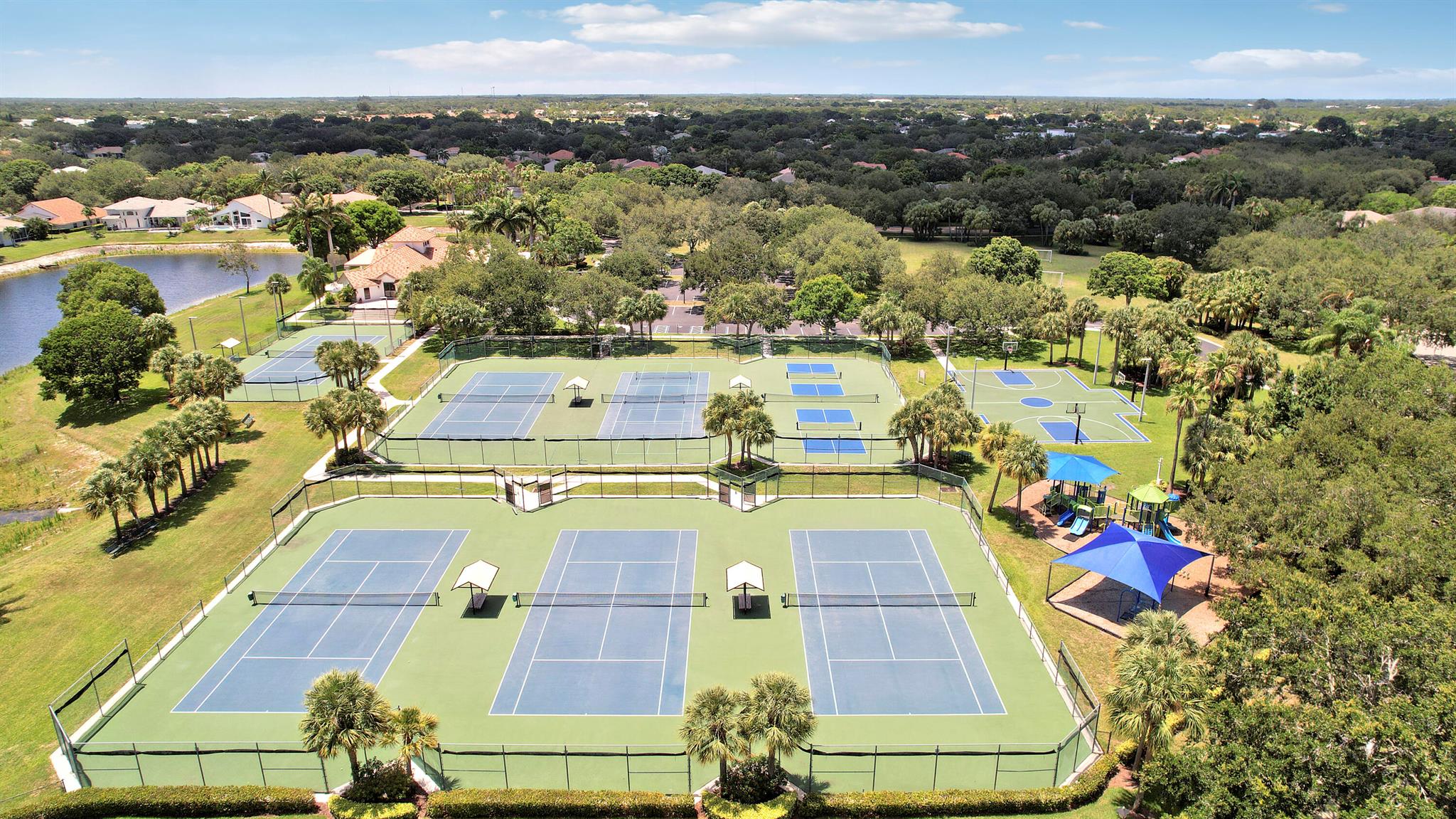 496 Peacock Ln Jupiter, FL 33458