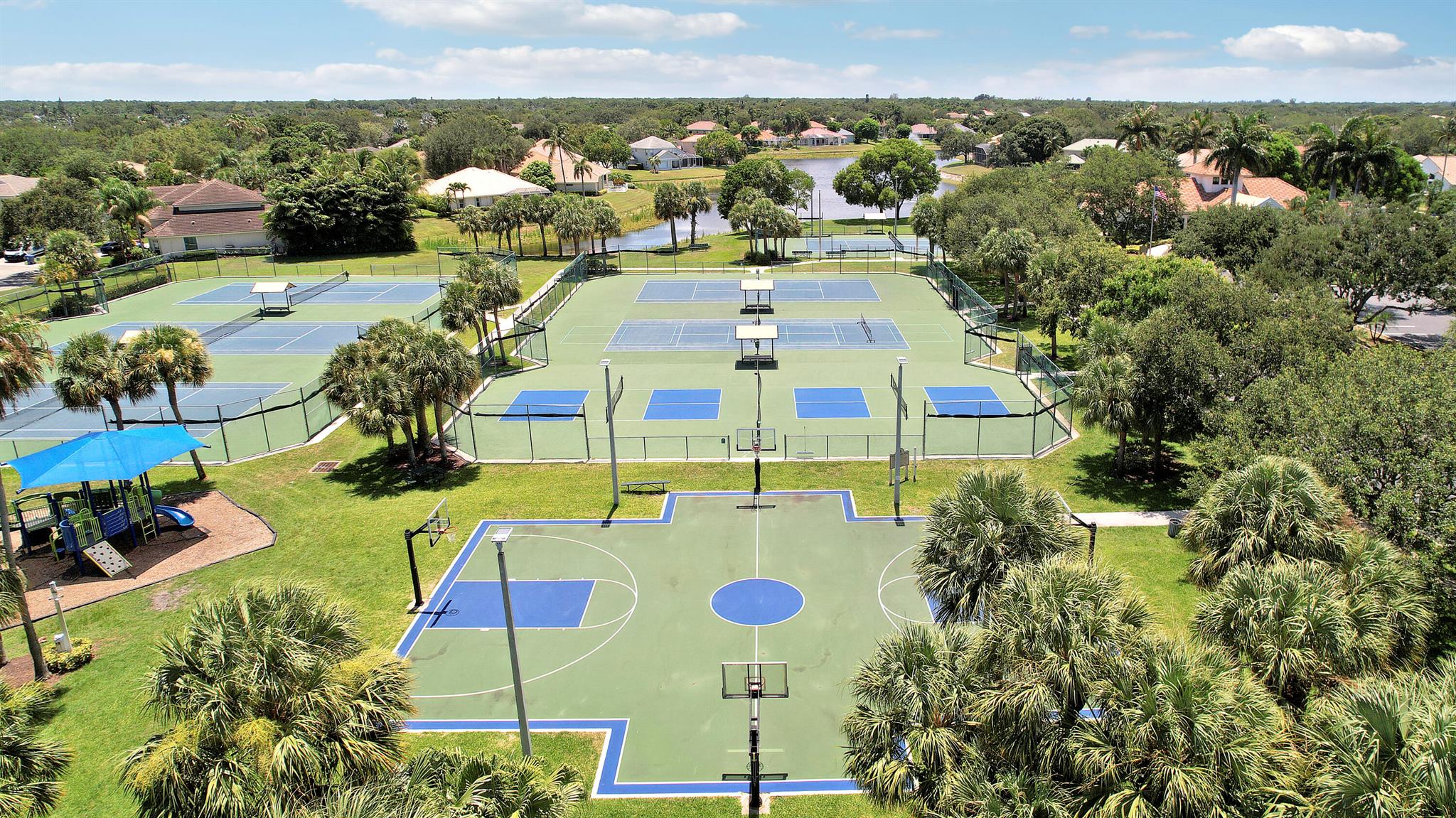 496 Peacock Ln Jupiter, FL 33458