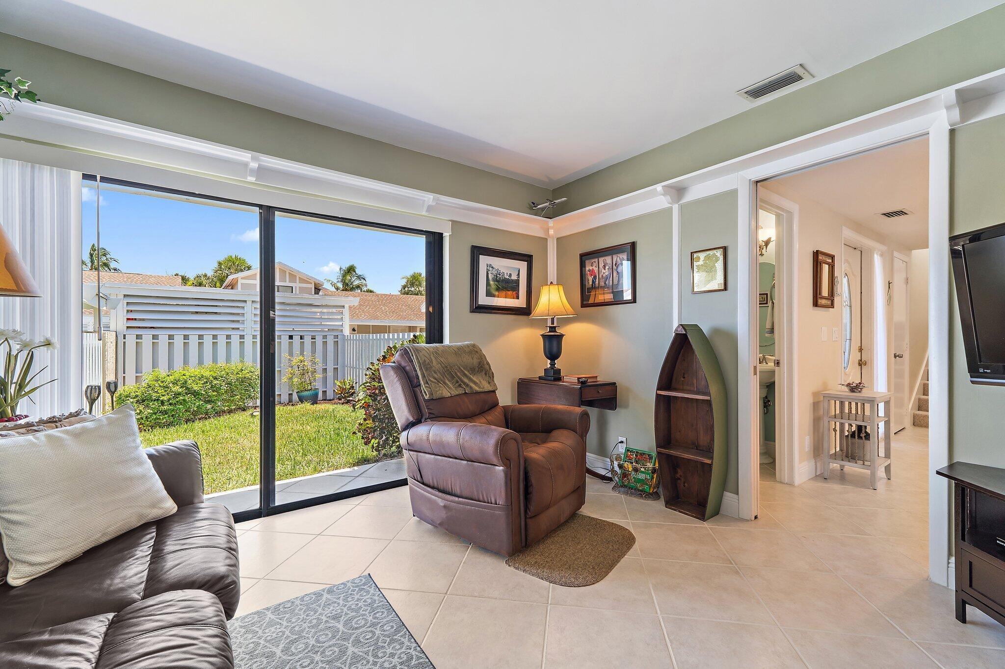 17205 Hilliard Ter Jupiter, FL 33477