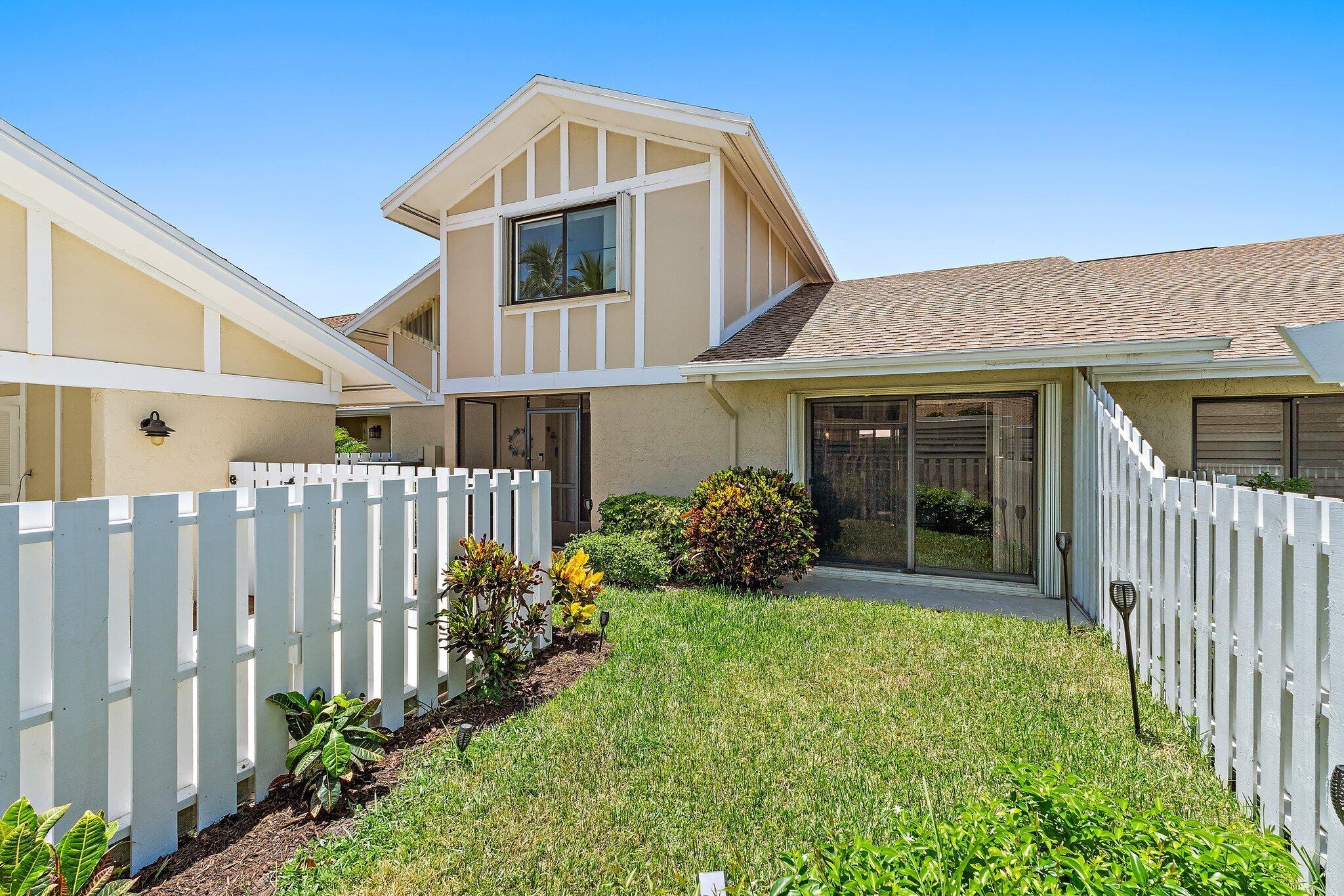 17205 Hilliard Ter Jupiter, FL 33477