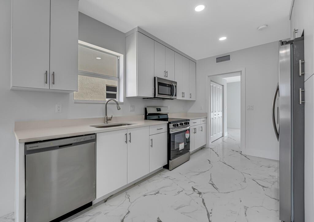 410 NW 13th Ave