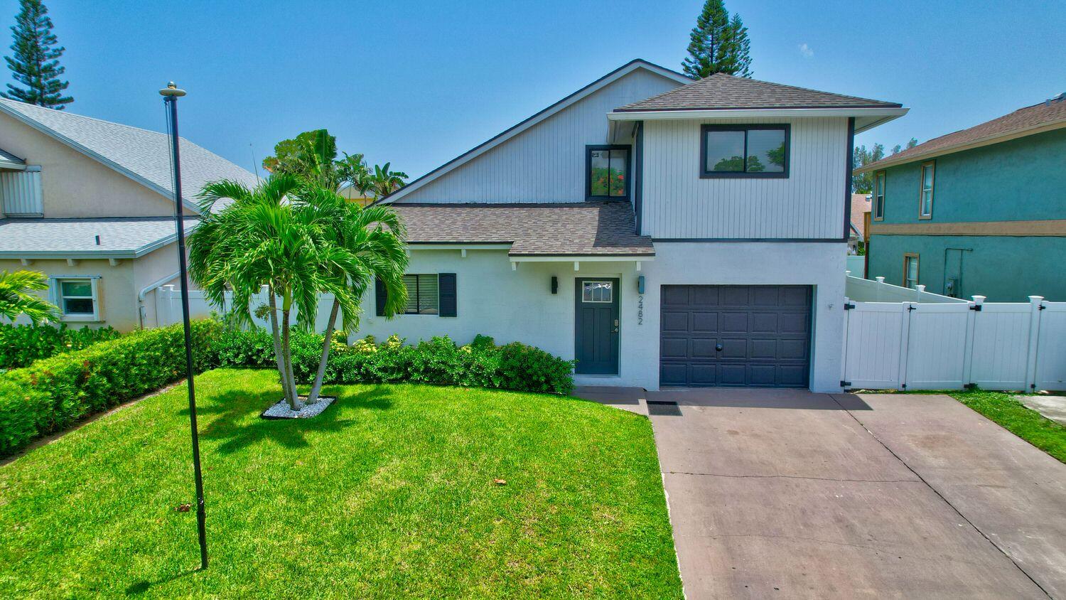 2482 Sundy Ave