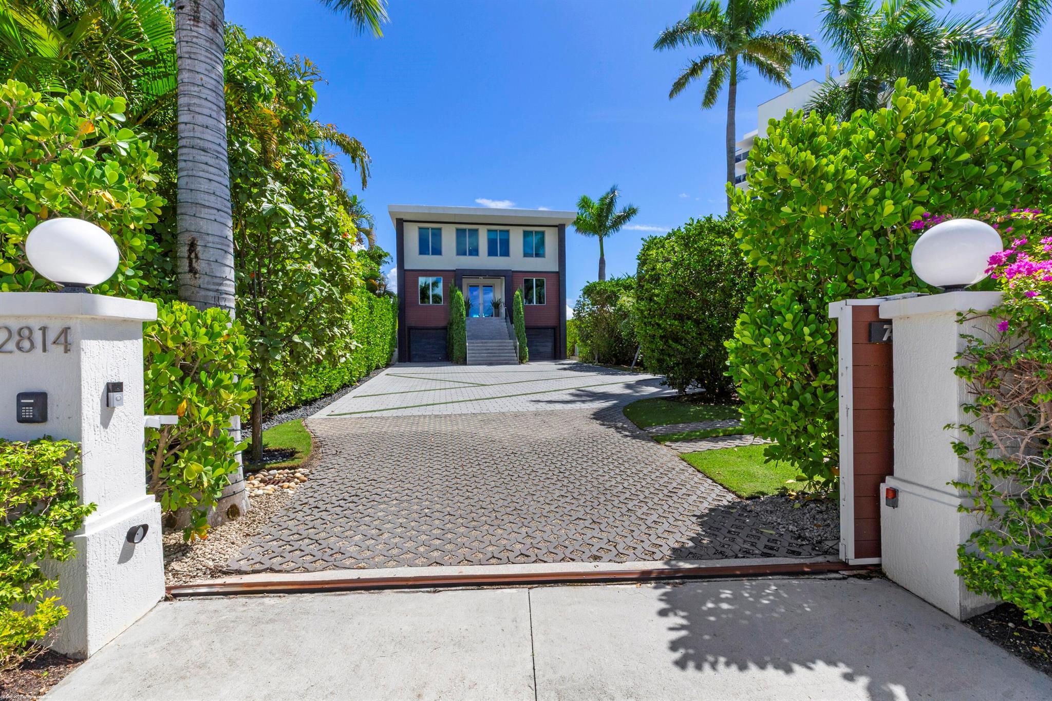 2814 N Flagler Dr West Palm Beach, FL 33407 2814 N Flagler Dr West Palm Beach, FL 33407