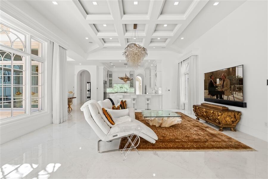 1033 Seasage Delray Beach, FL 33483