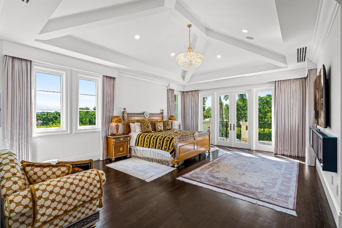 1033 Seasage Delray Beach, FL 33483