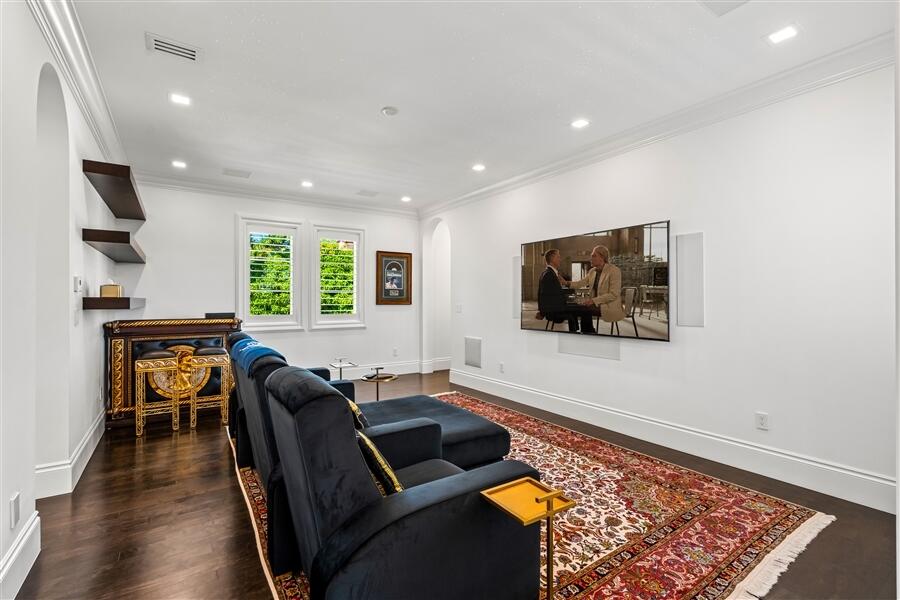 1033 Seasage Delray Beach, FL 33483