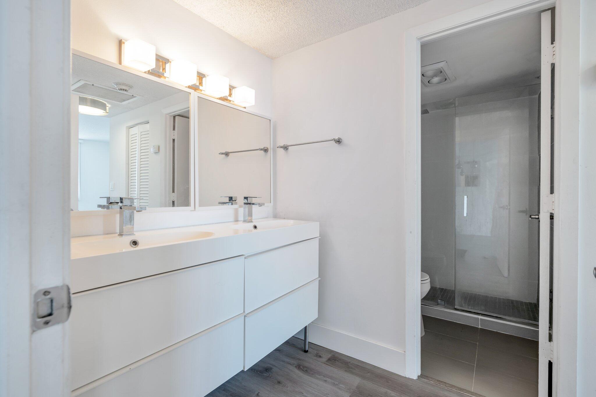 image ARLEN HOUSE CONDO20