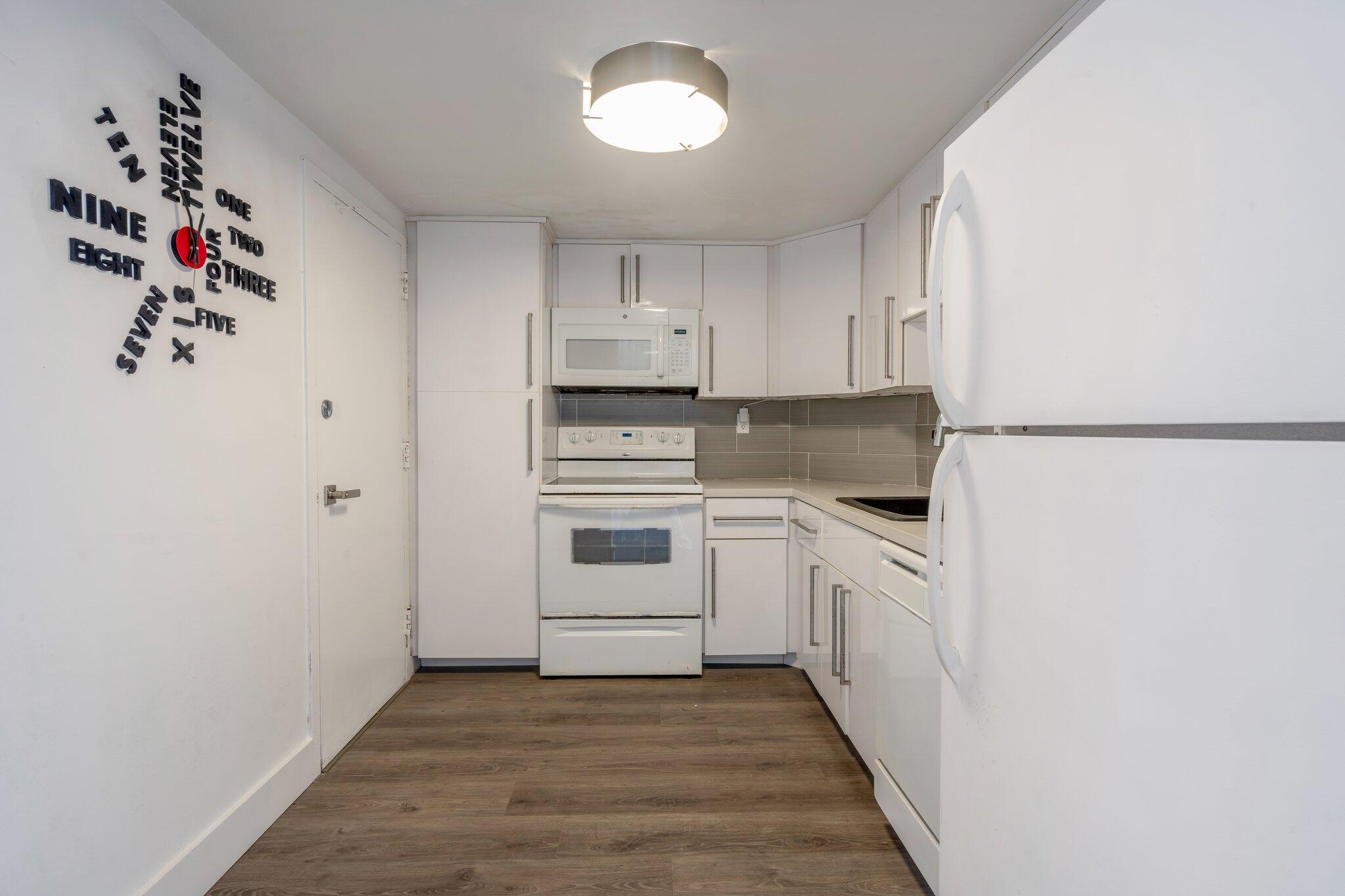 image ARLEN HOUSE CONDO5