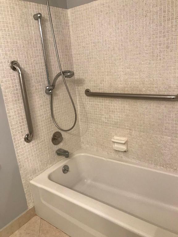 1030 W Flame Vine Ave #13-B Delray Beach, FL 33445