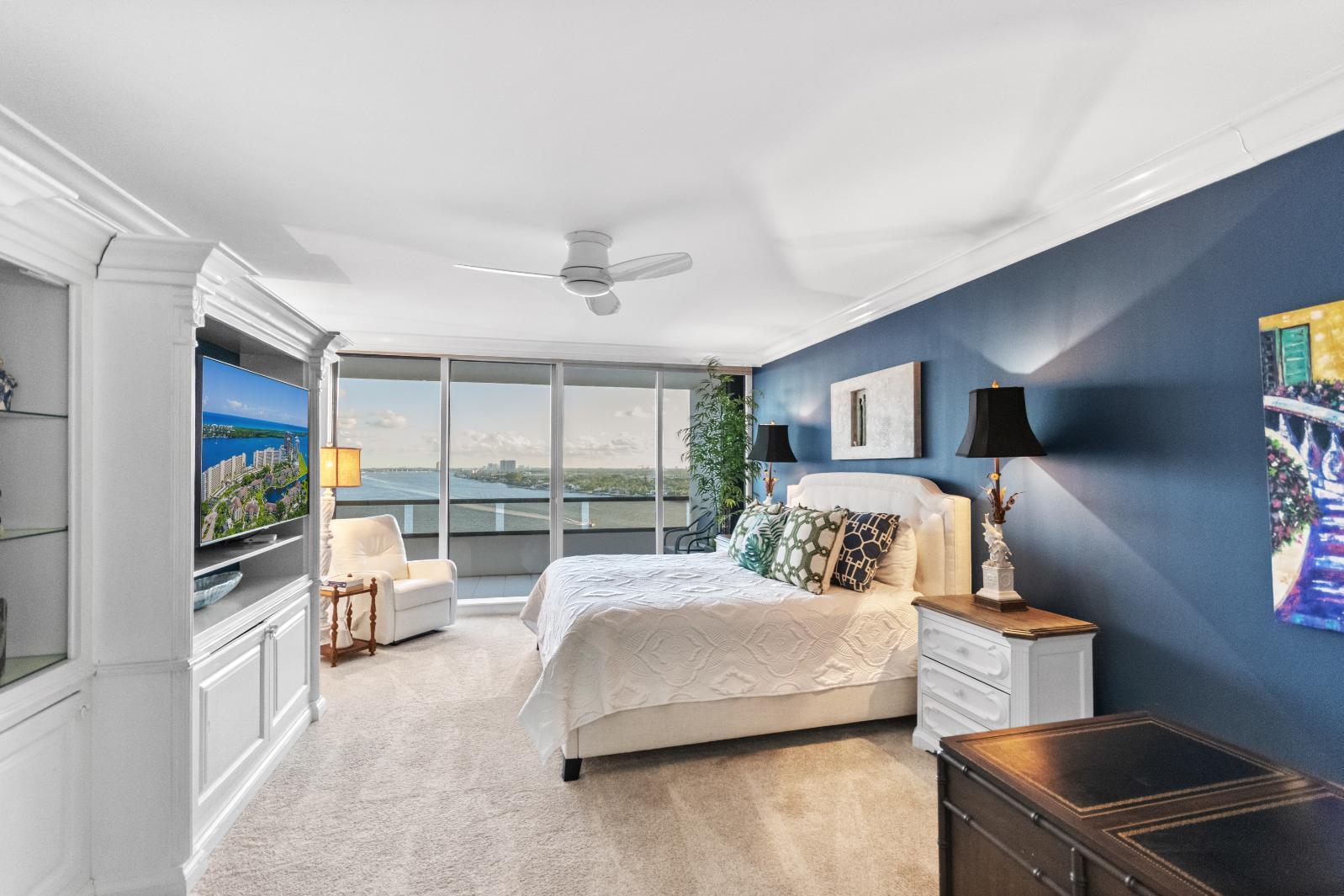 100 Lakeshore Dr #1453 North Palm Beach, FL 33408