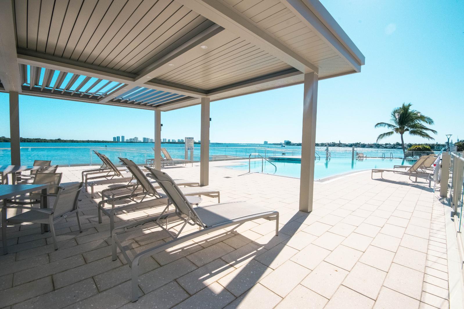 100 Lakeshore Dr #1453 North Palm Beach, FL 33408