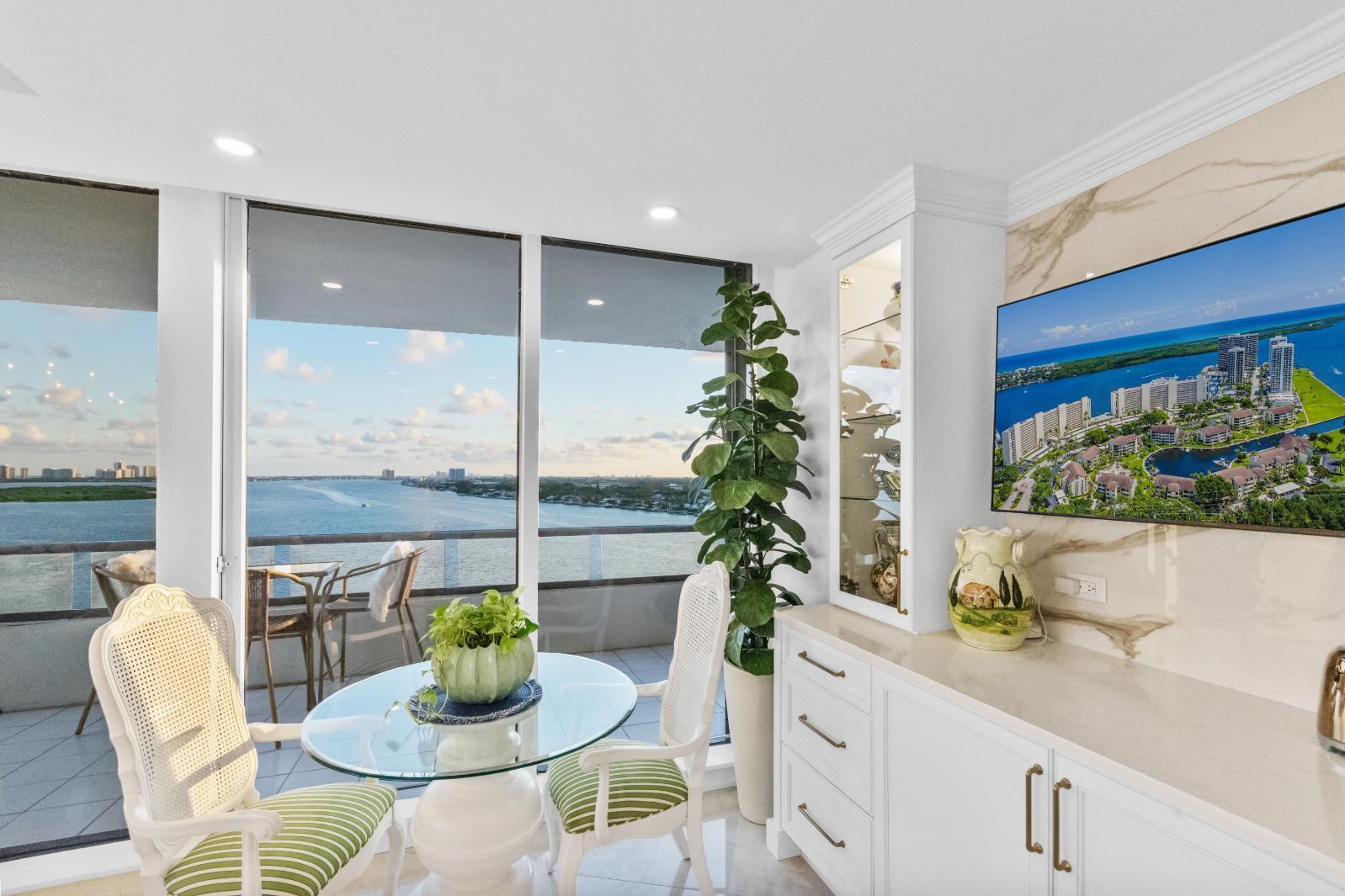 100 Lakeshore Dr #1453 North Palm Beach, FL 33408