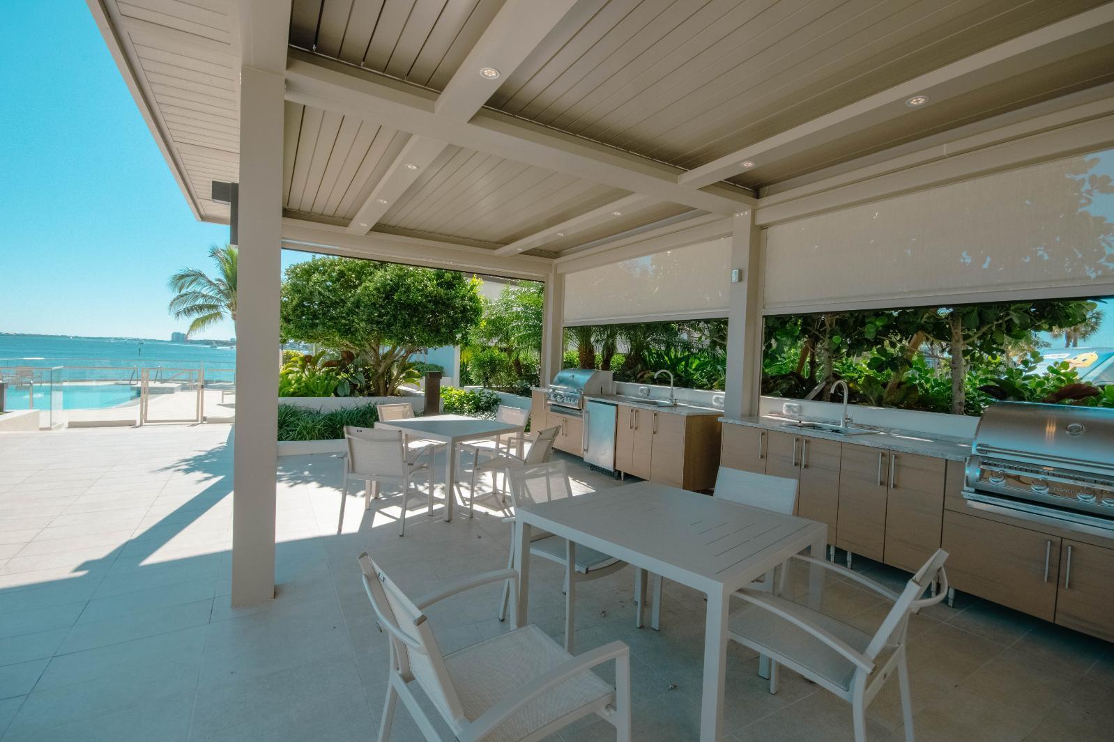 100 Lakeshore Dr #1453 North Palm Beach, FL 33408