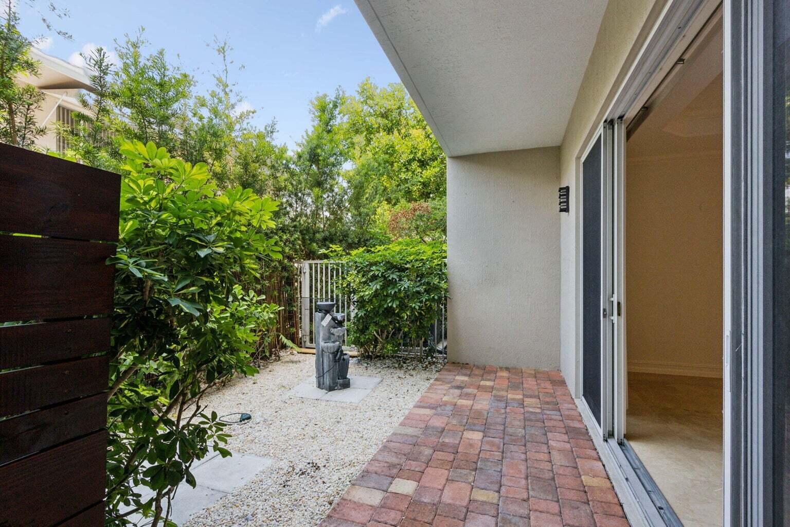 3873 NE 22nd Lighthouse Point, FL 33064