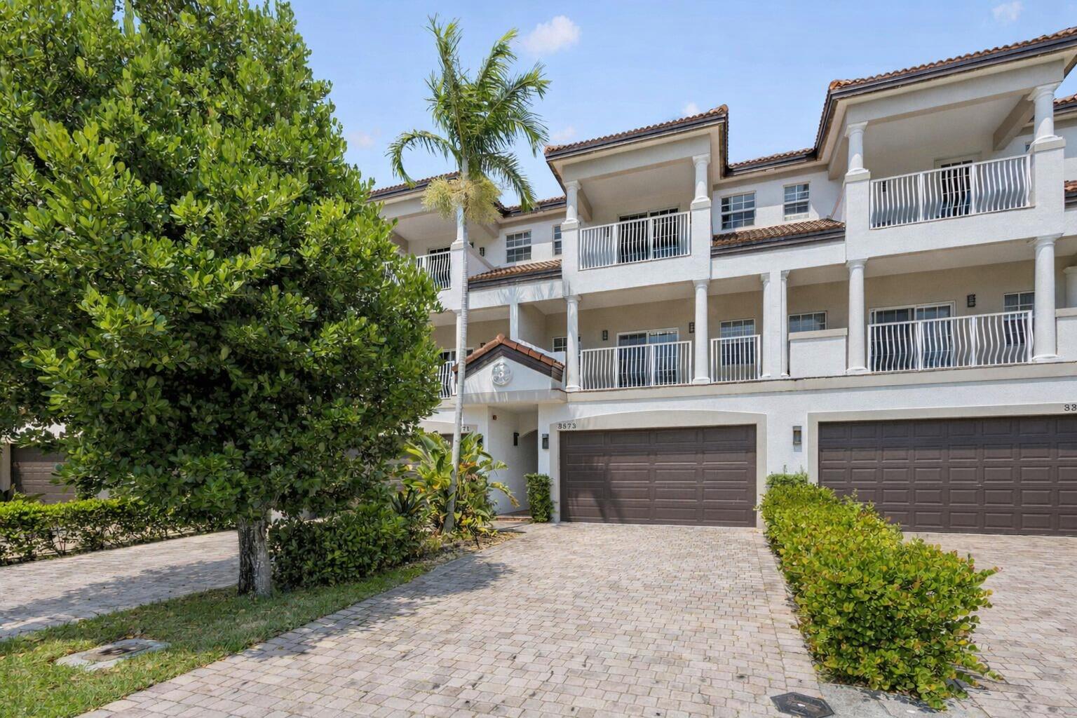 3873 NE 22nd Lighthouse Point, FL 33064