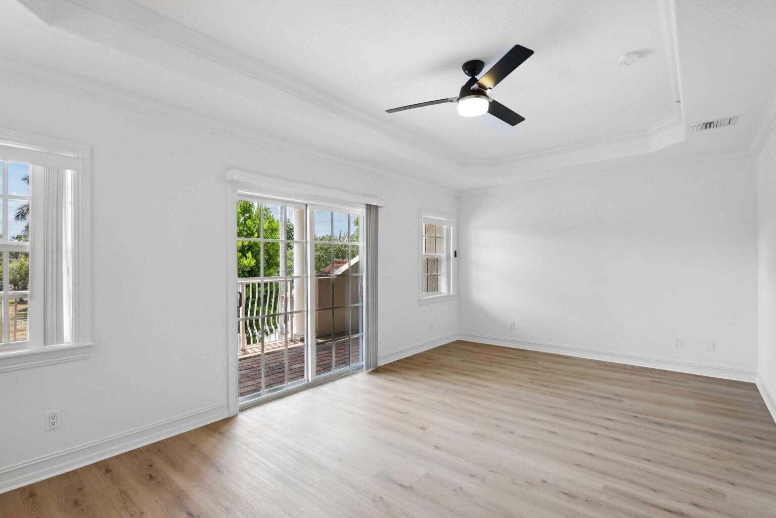 3873 NE 22nd Lighthouse Point, FL 33064