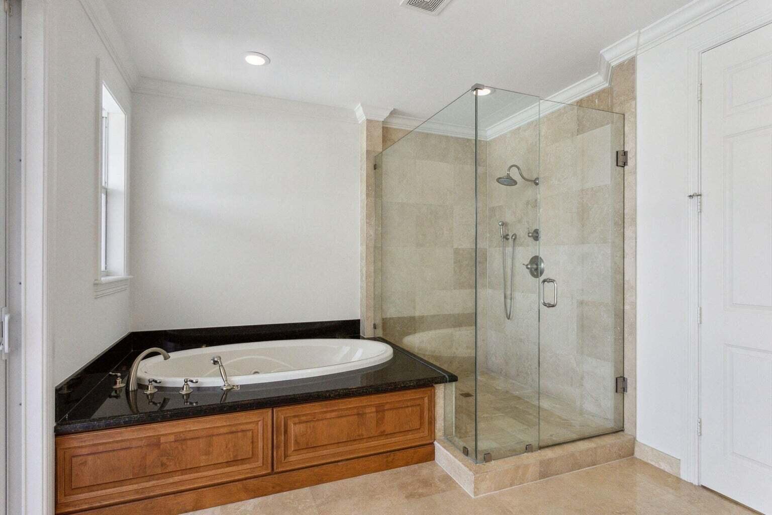 3873 NE 22nd Lighthouse Point, FL 33064