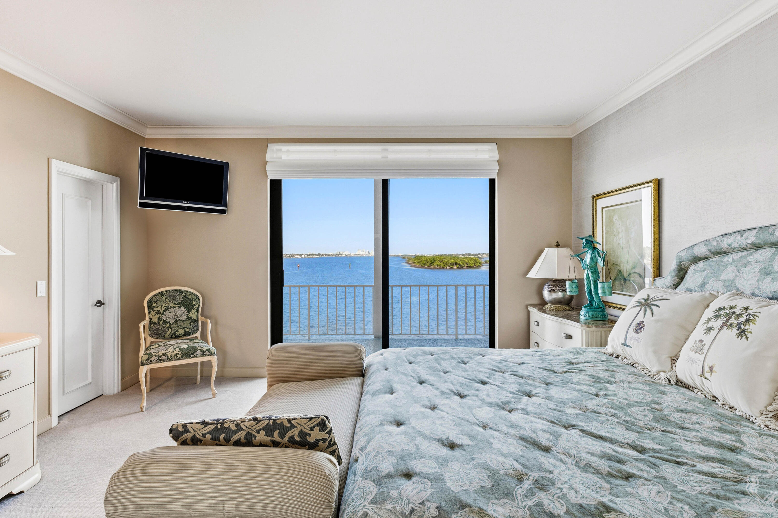 2150 Ibis Isle #15 Palm Beach, FL 33480