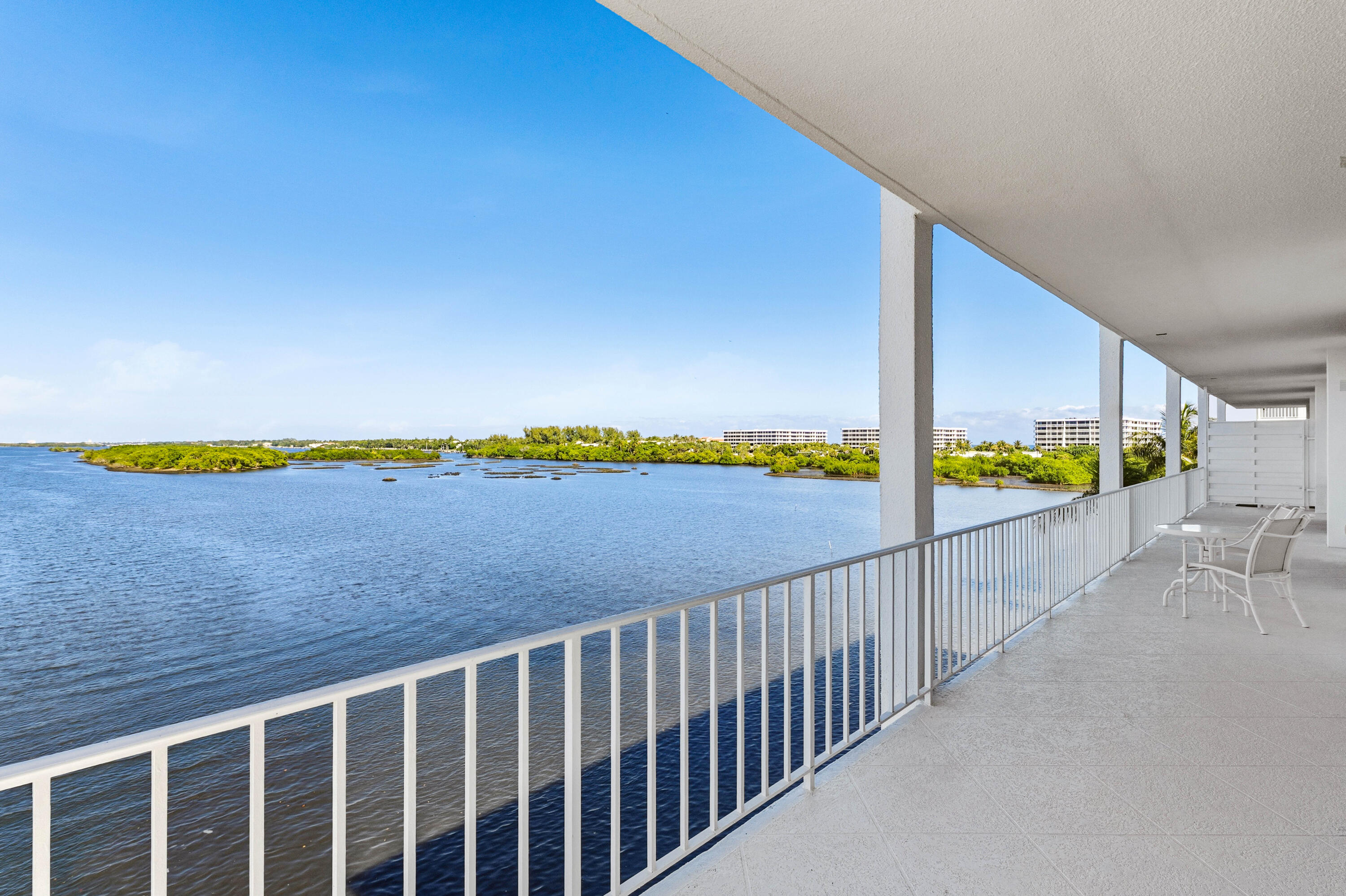 2150 Ibis Isle #15 Palm Beach, FL 33480