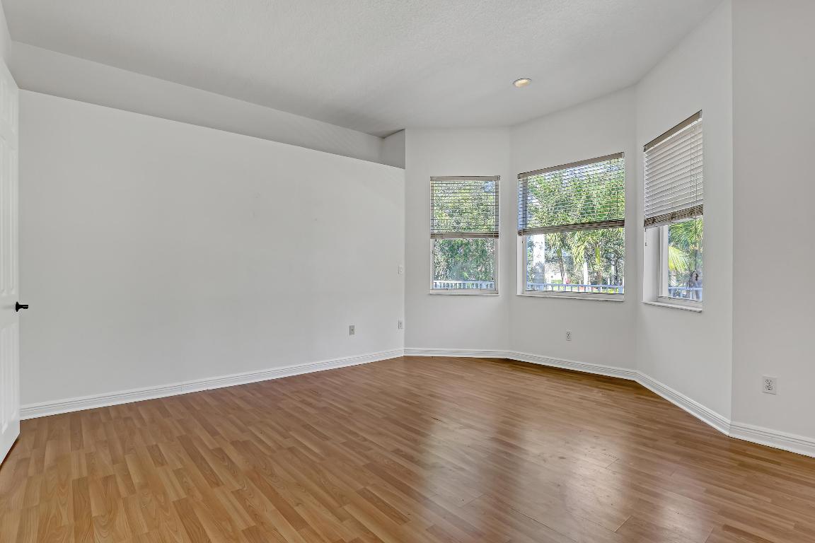 7391 Water Dance Lake Worth, FL 33467