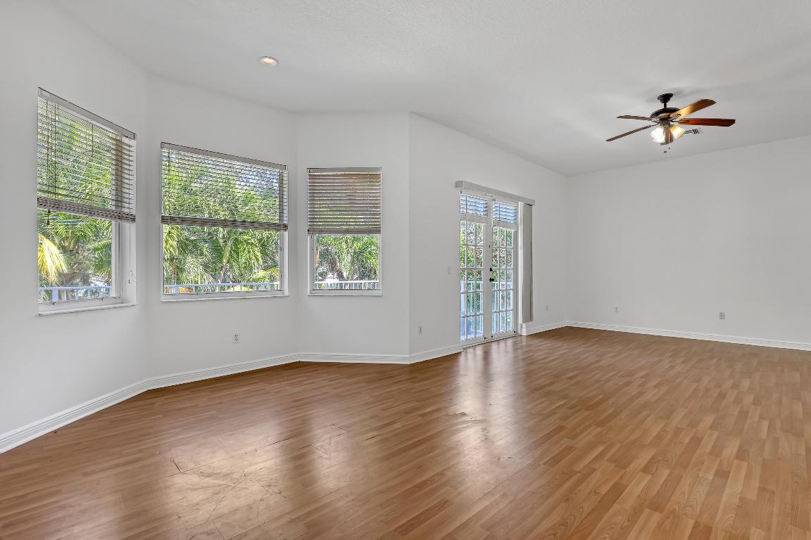 7391 Water Dance Lake Worth, FL 33467