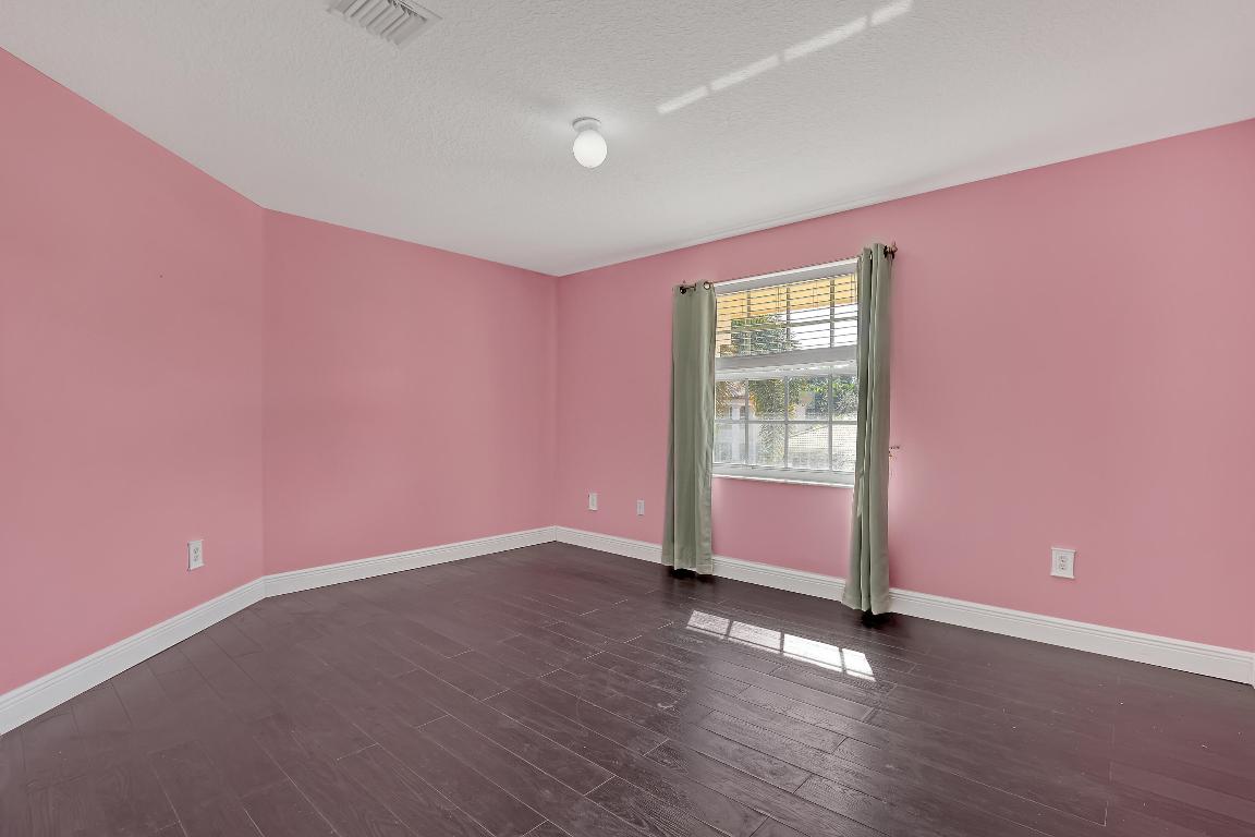 7391 Water Dance Lake Worth, FL 33467