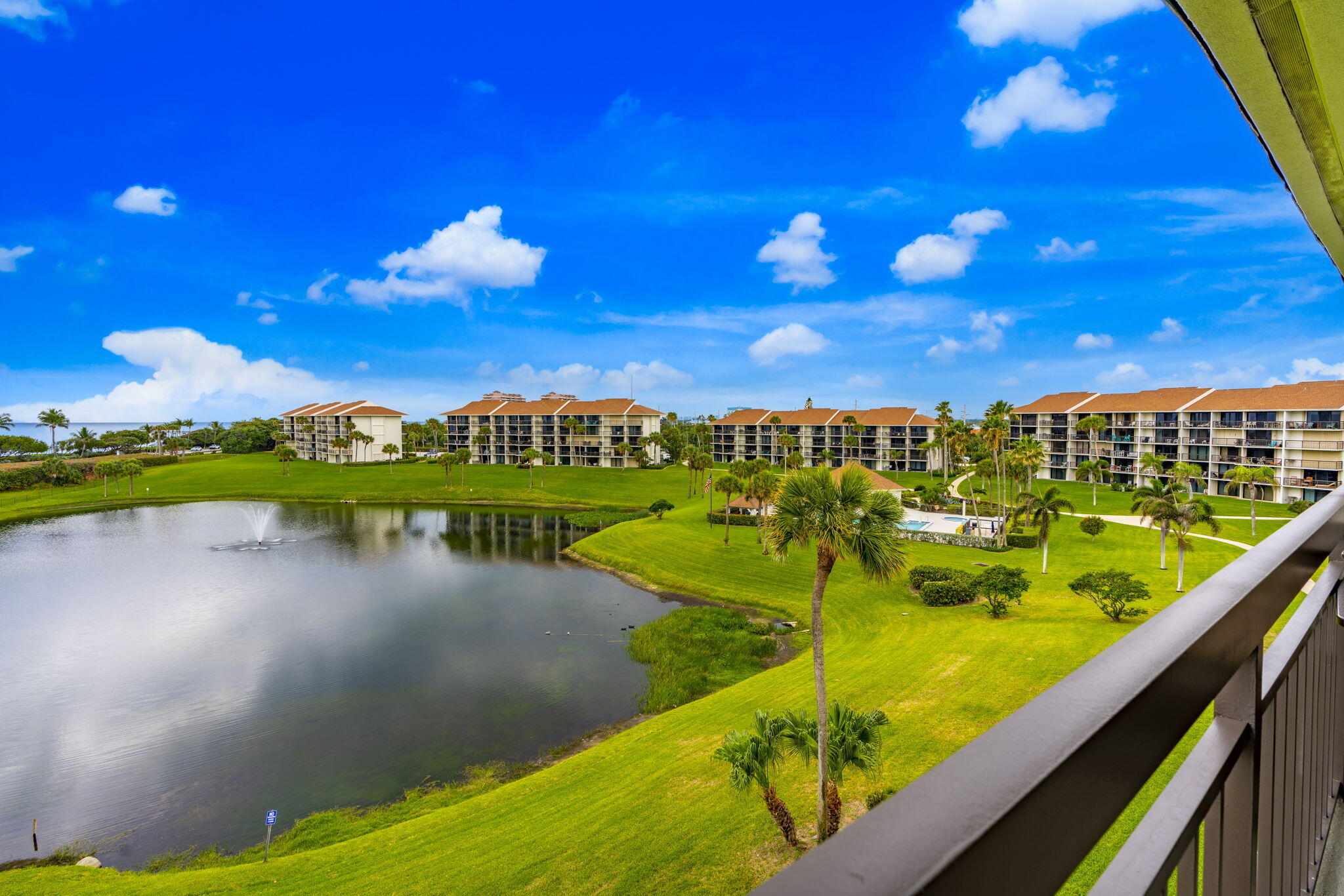 201 S Seas #503 Jupiter, FL 33477