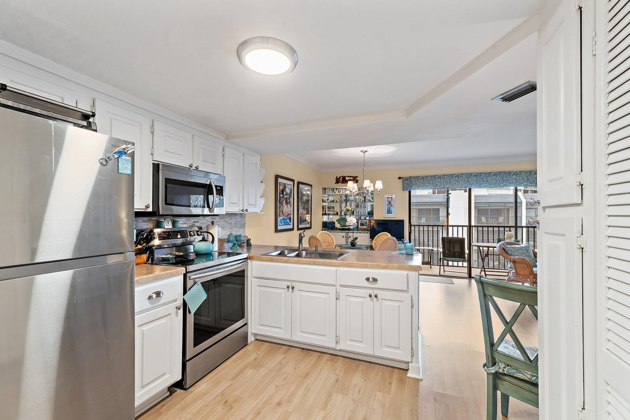 1605 S Us Hwy 1 #D403 Jupiter, FL 33477