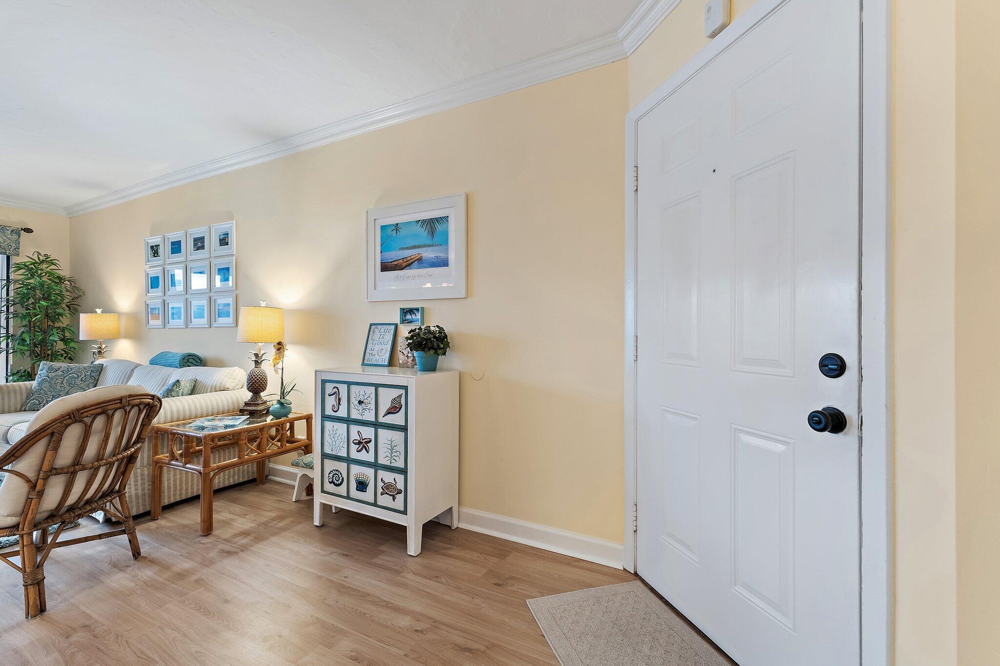 1605 S Us Hwy 1 #D403 Jupiter, FL 33477