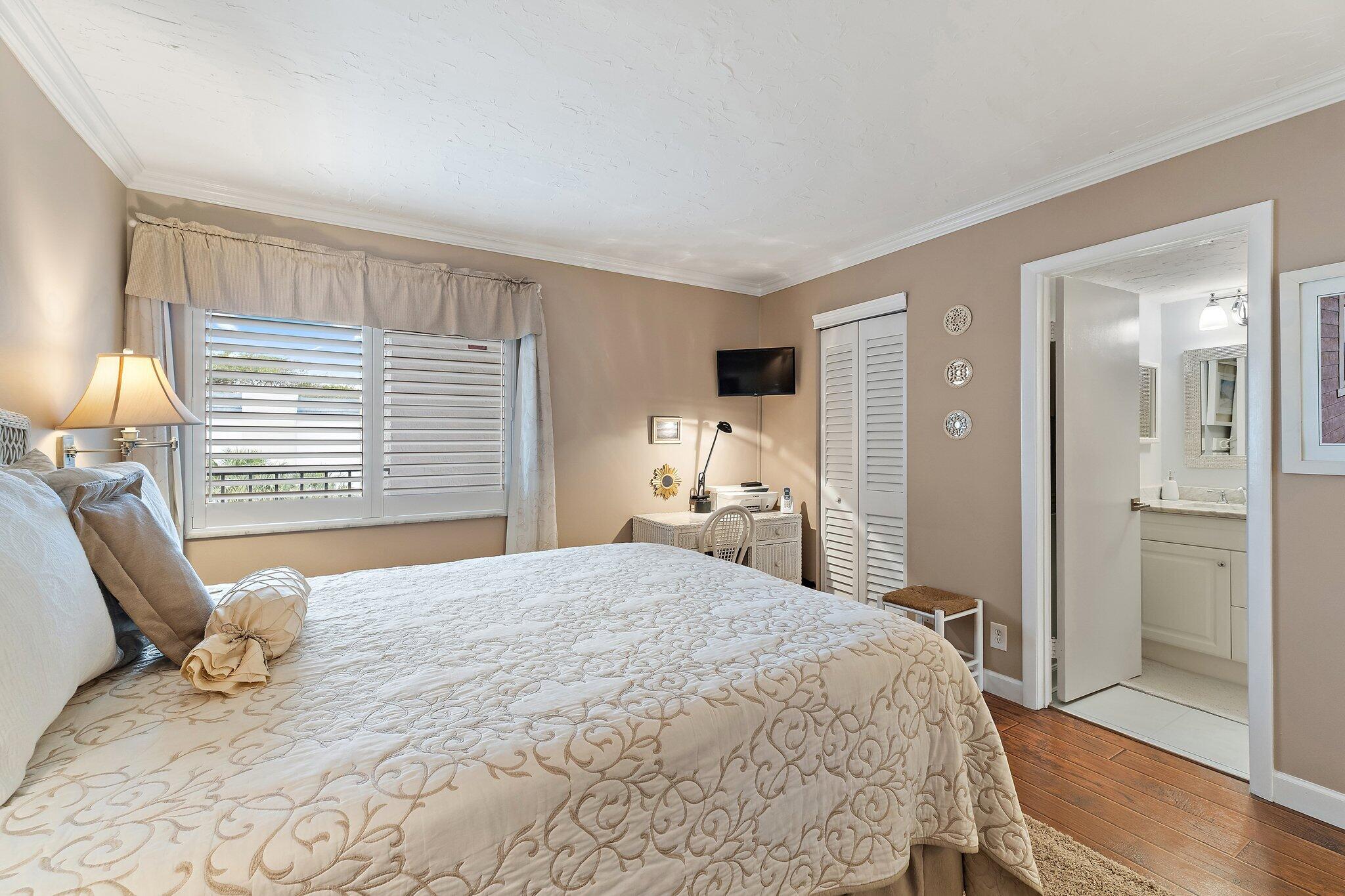 1605 S Us Hwy 1 #D403 Jupiter, FL 33477