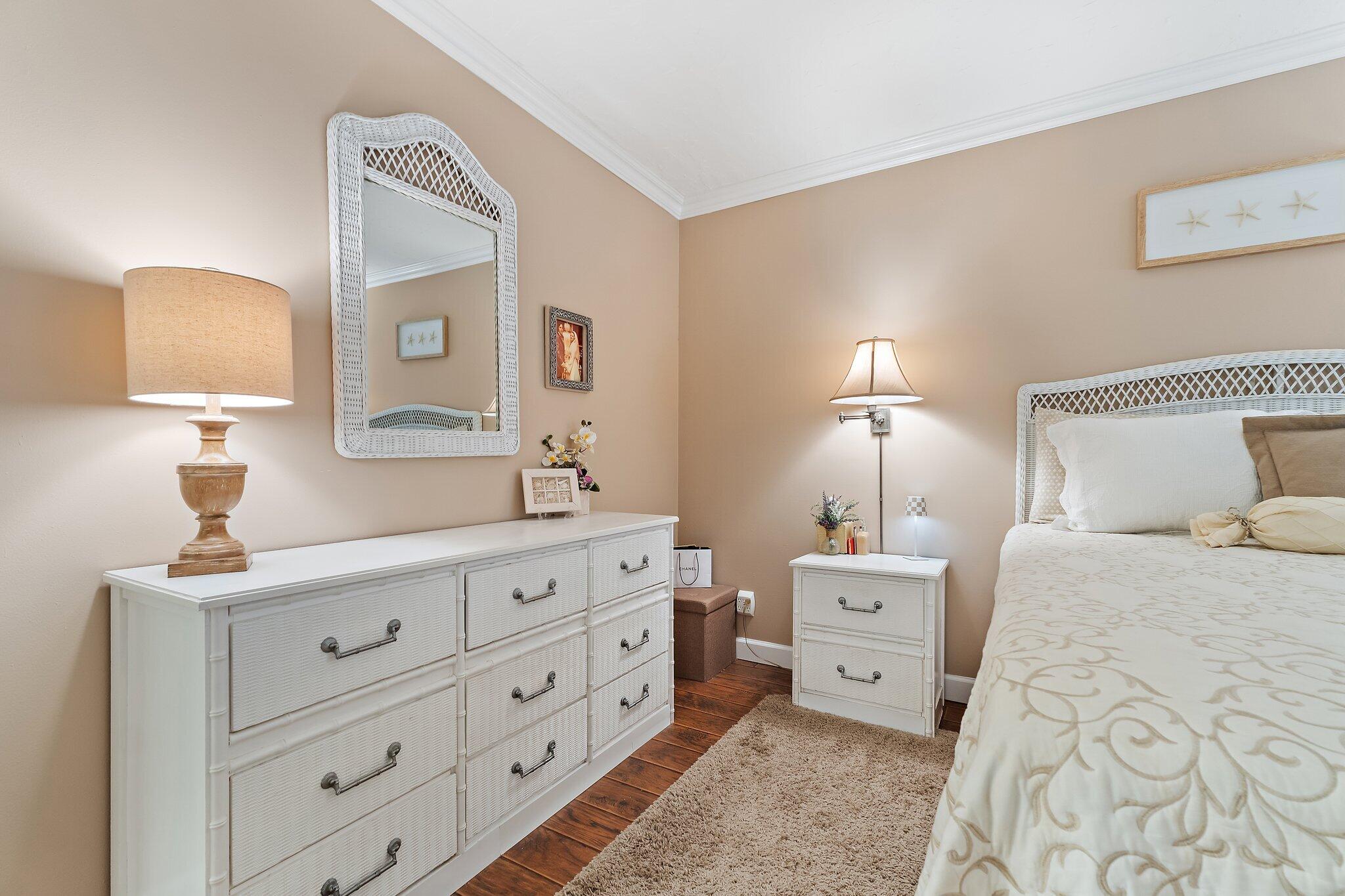 1605 S Us Hwy 1 #D403 Jupiter, FL 33477