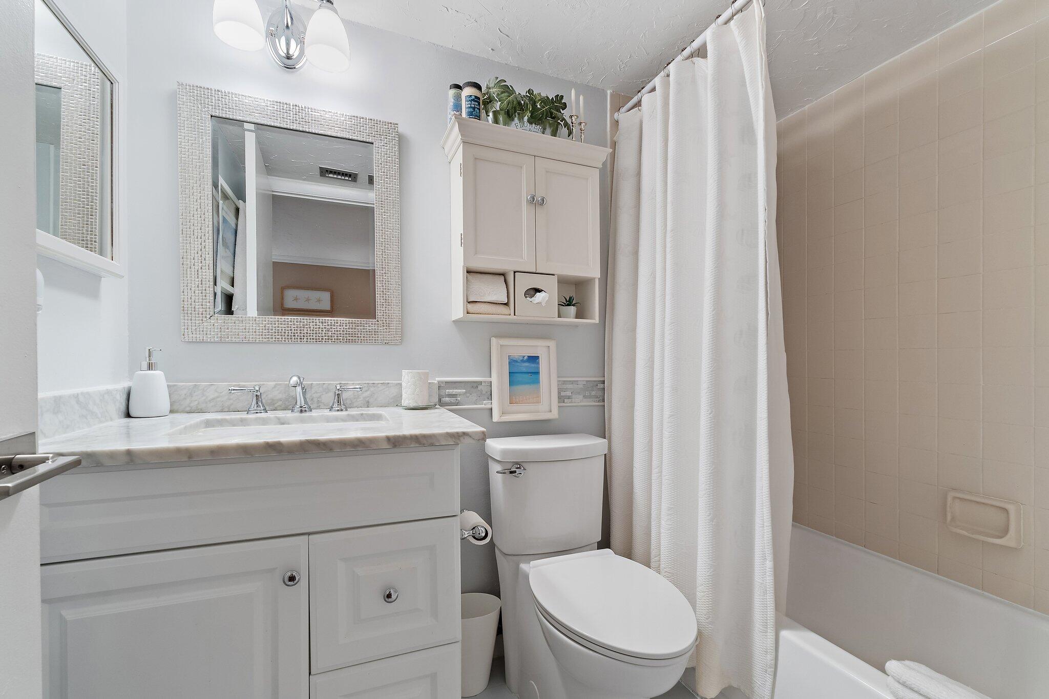 1605 S Us Hwy 1 #D403 Jupiter, FL 33477