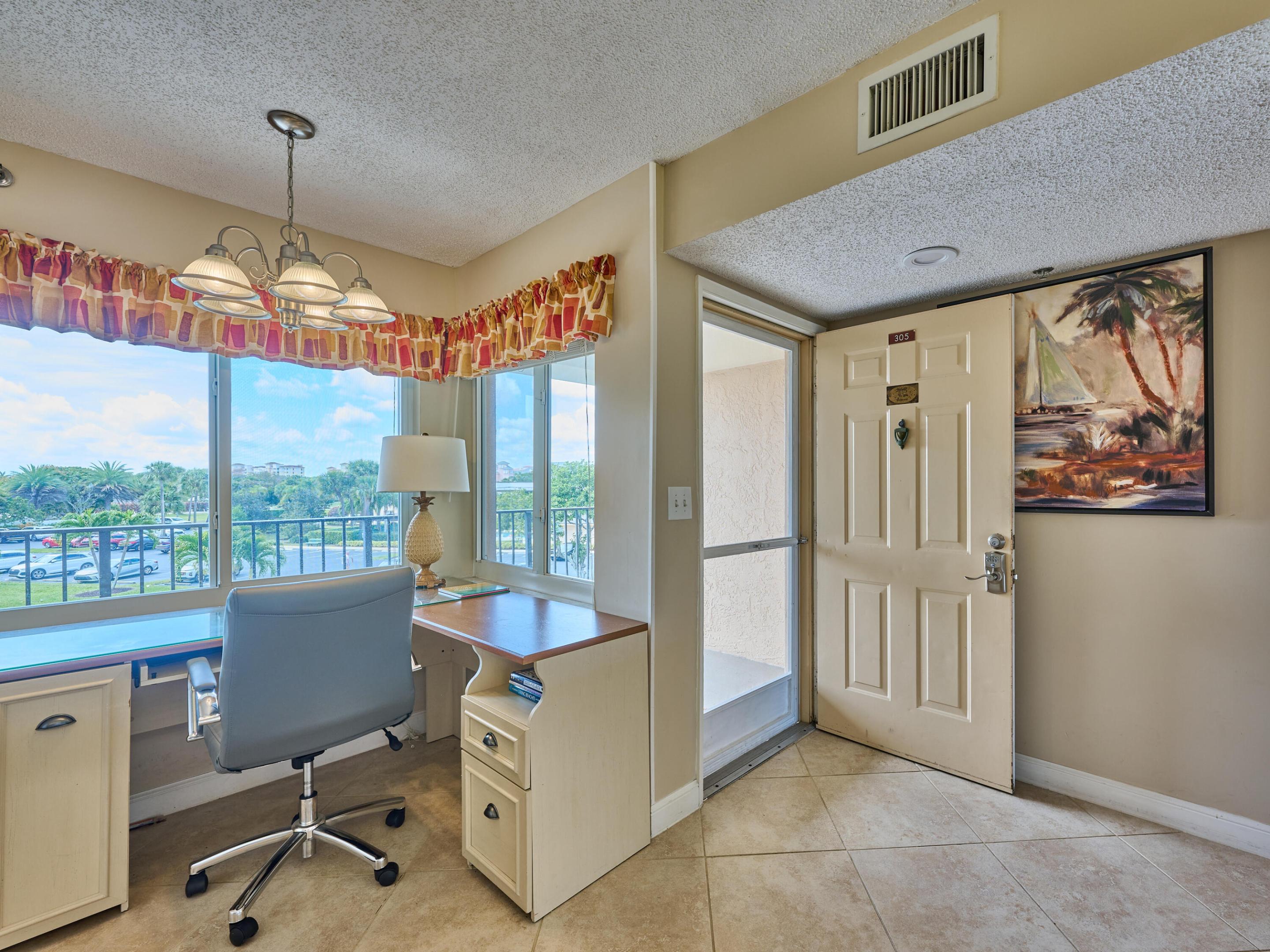 275 Palm #C305 Jupiter, FL 33477