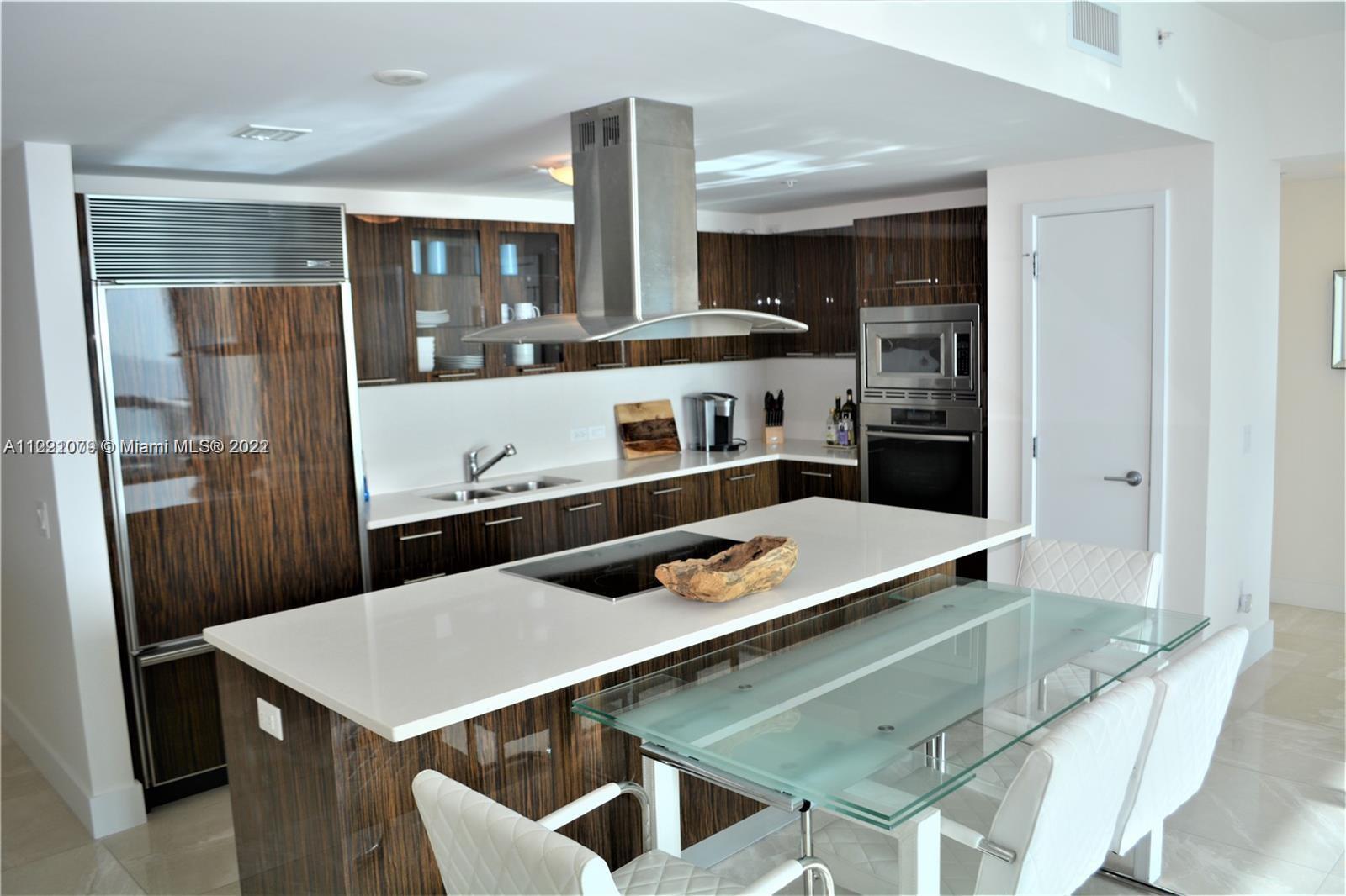 6899 Collins Ave #701,Miami Beach, FL 33141