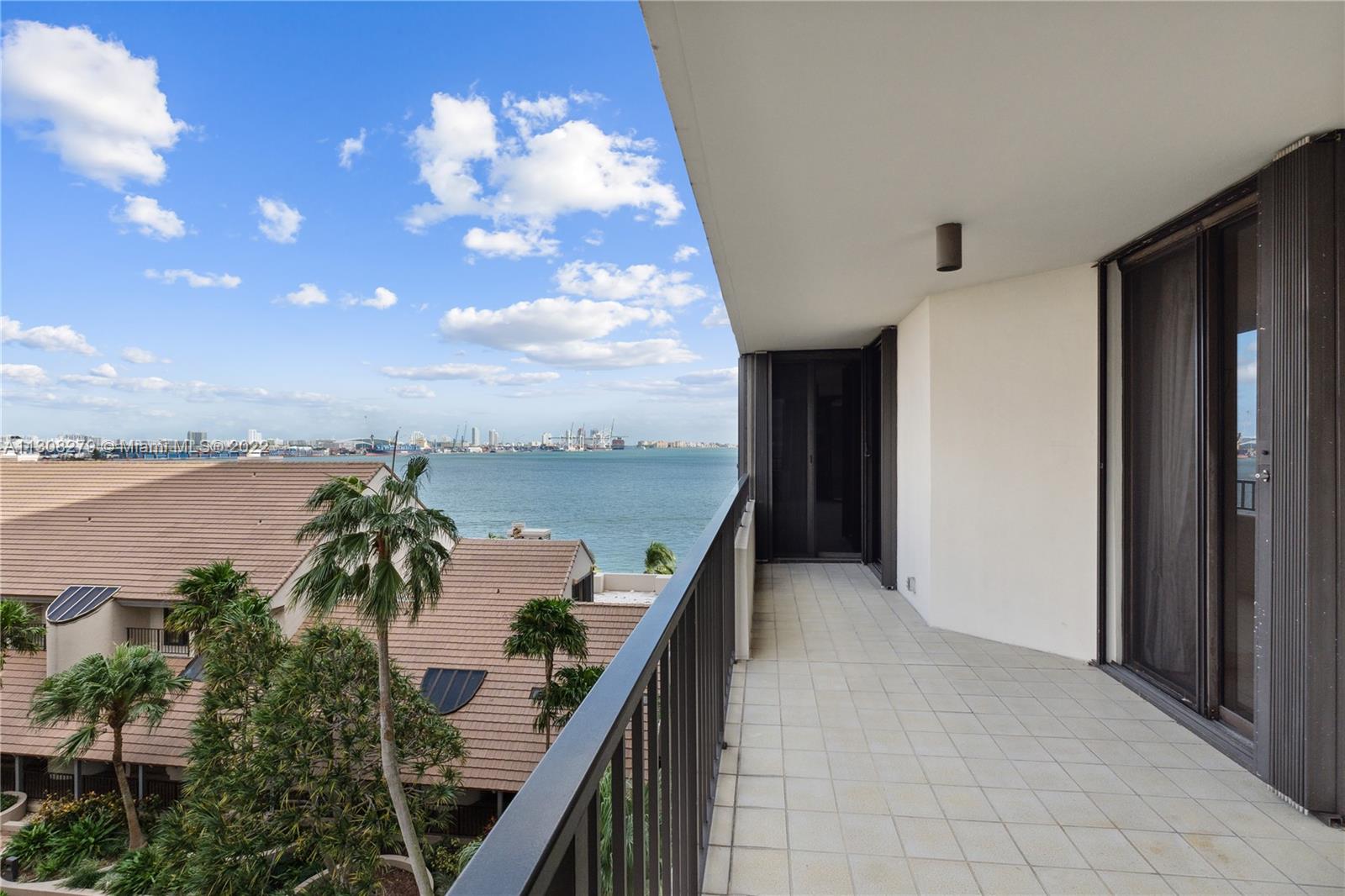 image Brickell Key One1
