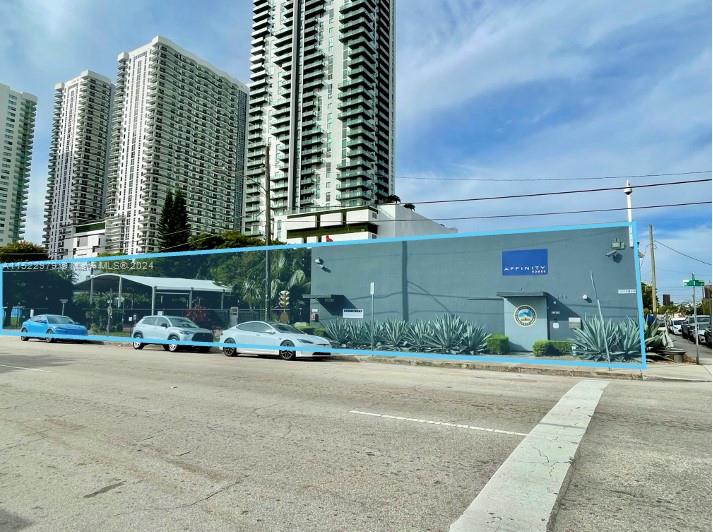 1542 NE 1st Ave Miami, FL 33132 1542 NE 1st Ave Miami, FL 33132