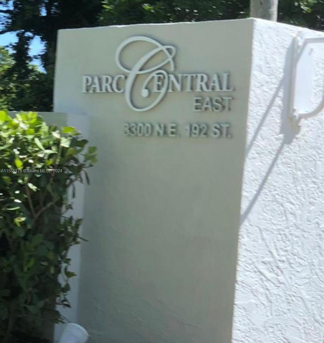 Casa de Condomínio
