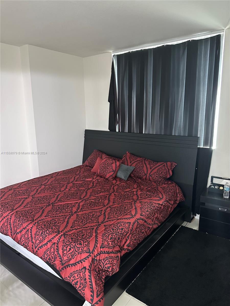 1871 NW S Riv Dr #1402,Miami, FL 33125