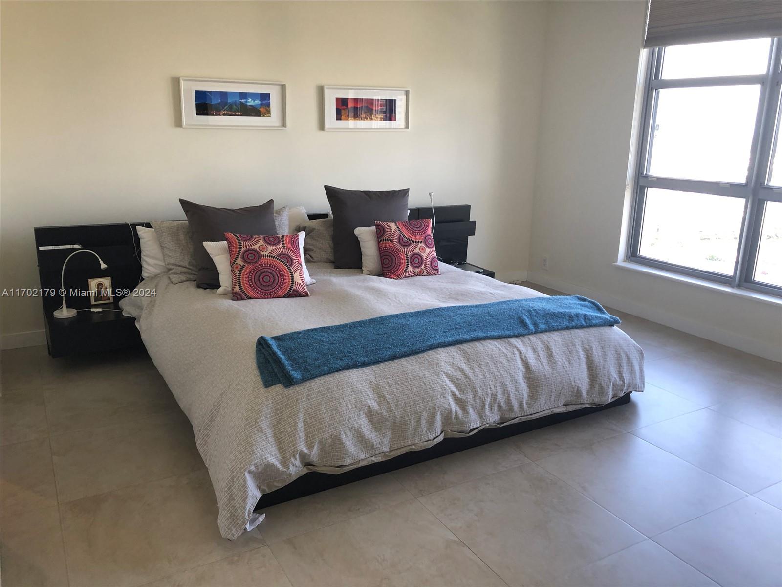 Undisclosed Address Aventura, FL 33180