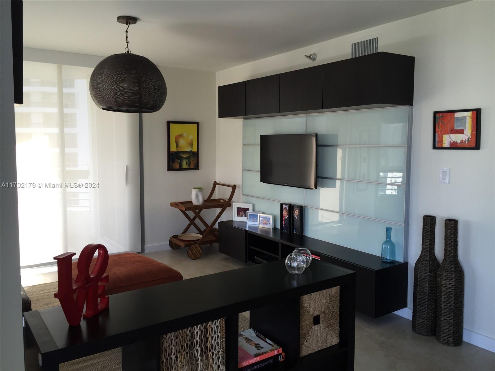 Undisclosed Address Aventura, FL 33180