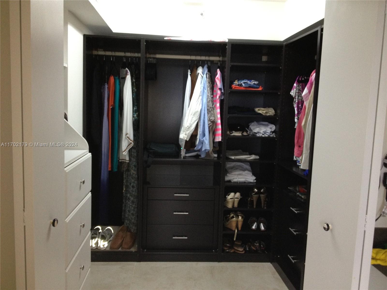 Undisclosed Address Aventura, FL 33180